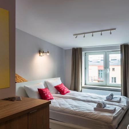 Wine Apartments Краков Экстерьер фото