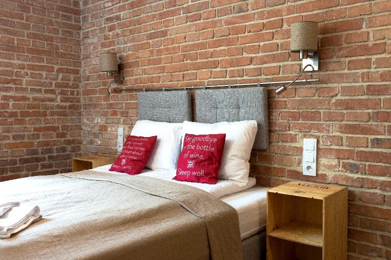 Wine Apartments Краков Экстерьер фото
