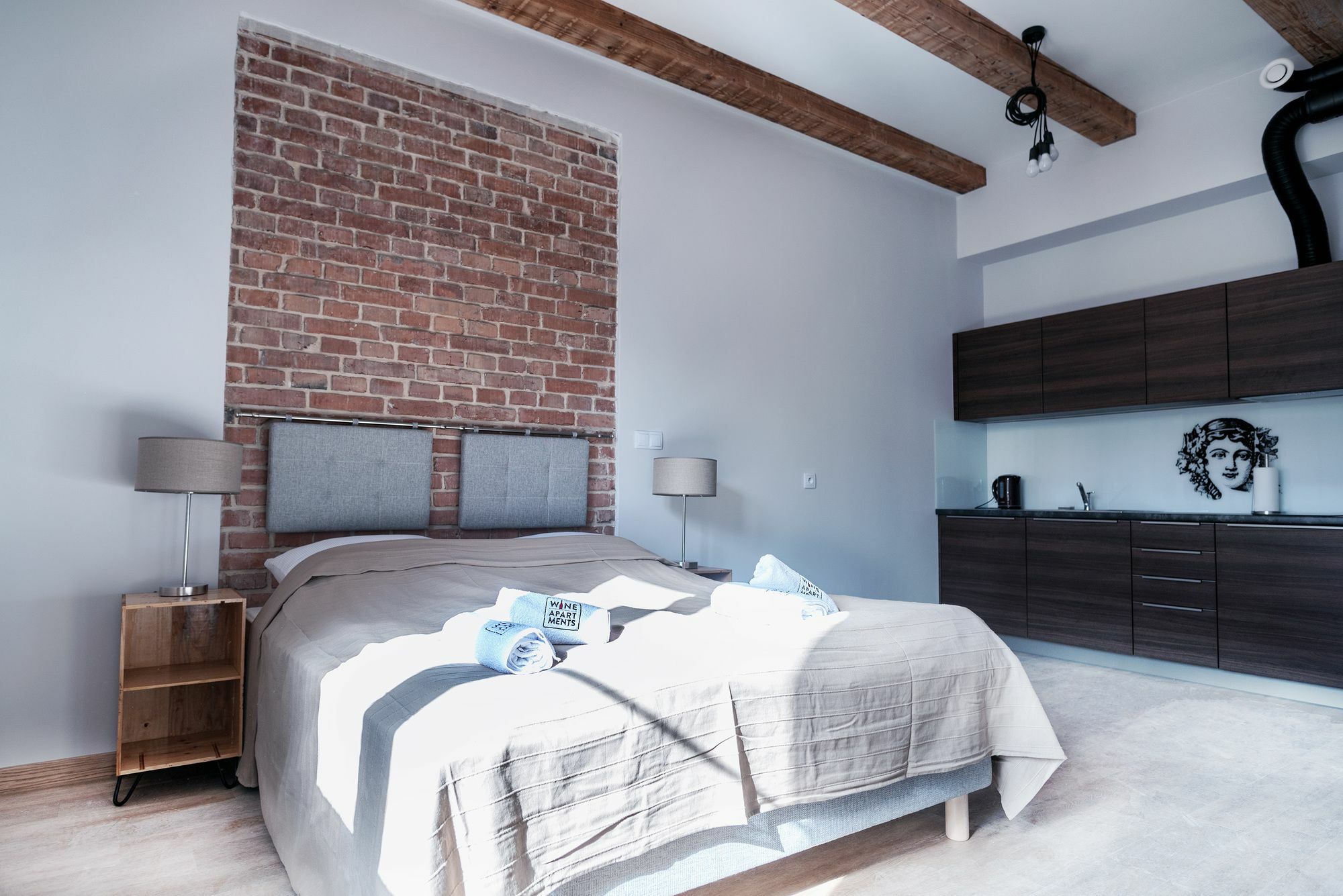 Wine Apartments Краков Экстерьер фото